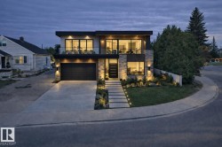 12436 ST ALBERT Trail  Edmonton, AB T5L 4H1