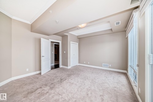 1401 6608 28 Avenue, Edmonton, AB - Indoor Photo Showing Other Room