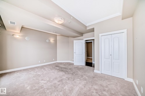1401 6608 28 Avenue, Edmonton, AB - Indoor Photo Showing Other Room