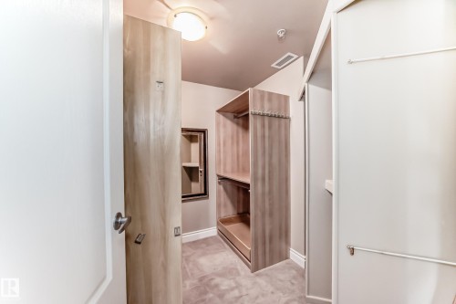 1401 6608 28 Avenue, Edmonton, AB - Indoor Photo Showing Other Room