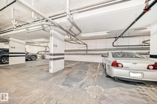 1401 6608 28 Avenue, Edmonton, AB - Indoor Photo Showing Garage