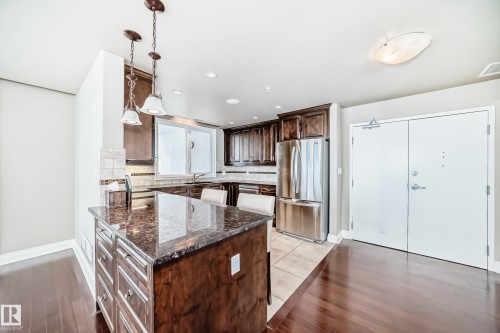 1401 6608 28 Avenue, Edmonton, AB - Indoor Photo Showing Kitchen With Upgraded Kitchen