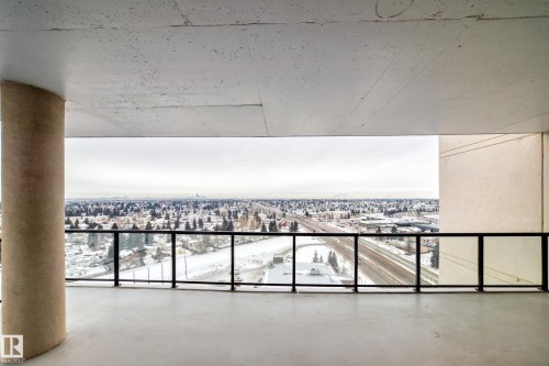 1401 6608 28 Avenue, Edmonton, AB - Indoor Photo Showing Other Room