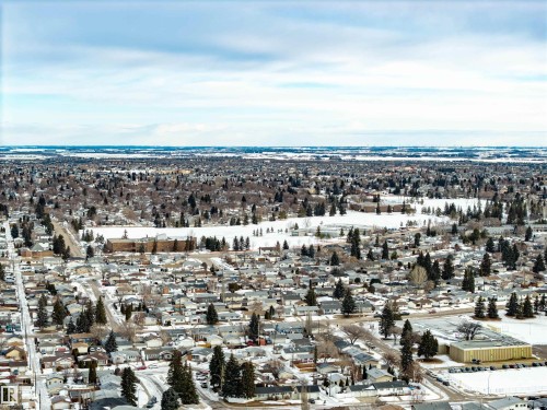 City view with nearby suburban area - 132 6220 134 Avenue, Edmonton, AB - Outdoor With View