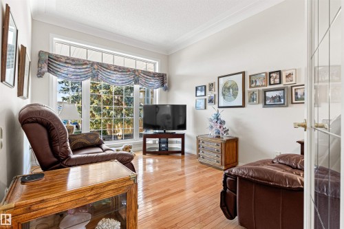 9 Butterworth Point(E), Edmonton, AB - Indoor