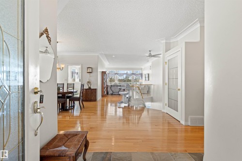 9 Butterworth Point(E), Edmonton, AB - Indoor