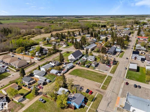 4923 49 Avenue, Onoway, AB 