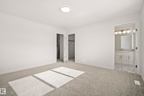 667 173 Avenue, Edmonton, AB - Indoor Photo Showing Other Room