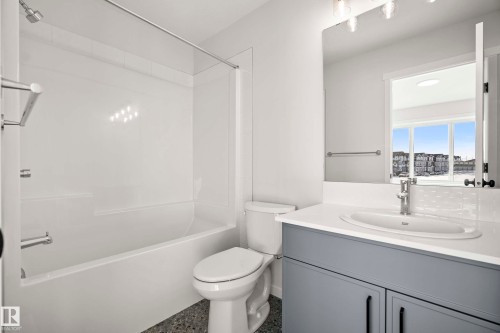 17666 69A Street, Edmonton, AB - Indoor Photo Showing Bathroom