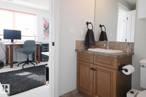 406 10232 115 Street, Edmonton, AB - Indoor