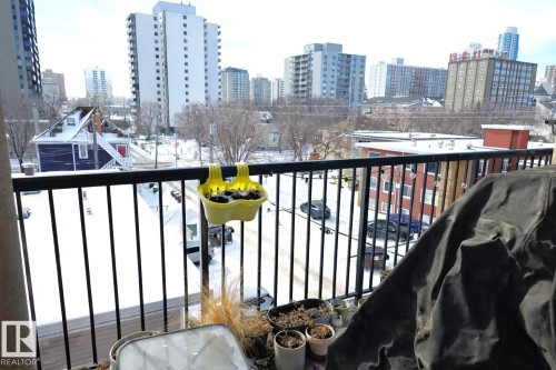 406 10232 115 Street, Edmonton, AB - Outdoor