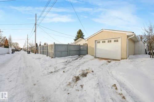 58 Huron Street S, Devon, AB - Outdoor