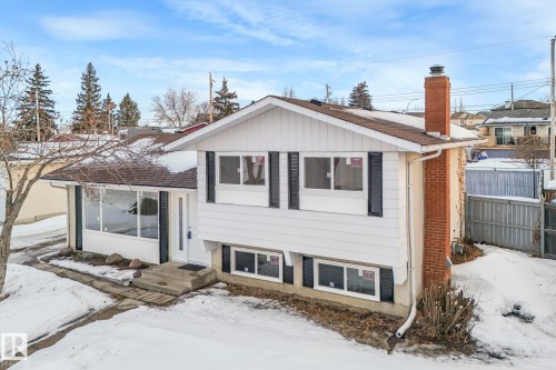 58 Huron Street S, Devon, AB - Outdoor