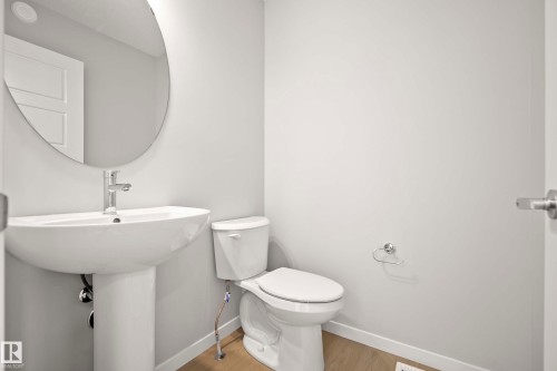 342 172 Avenue, Edmonton, AB - Indoor Photo Showing Bathroom