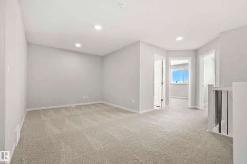 342 172 Avenue, Edmonton, AB - Indoor Photo Showing Other Room