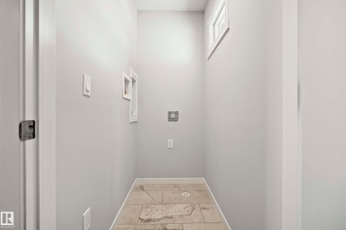 342 172 Avenue, Edmonton, AB - Indoor Photo Showing Other Room