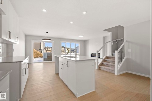 342 172 Avenue, Edmonton, AB - Indoor Photo Showing Kitchen
