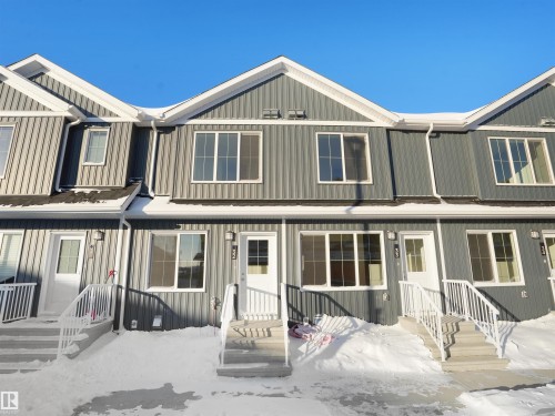 32 1009 Cy Becker Road, Edmonton, AB - Outdoor