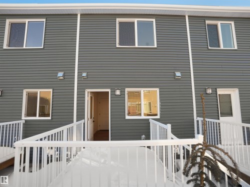 32 1009 Cy Becker Road, Edmonton, AB - Outdoor With Exterior
