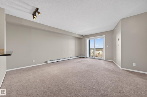 404 5370 Chappelle Road, Edmonton, AB - Indoor Photo Showing Other Room