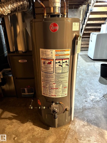 9015 91 Street, Edmonton, AB - Indoor Photo Showing Basement