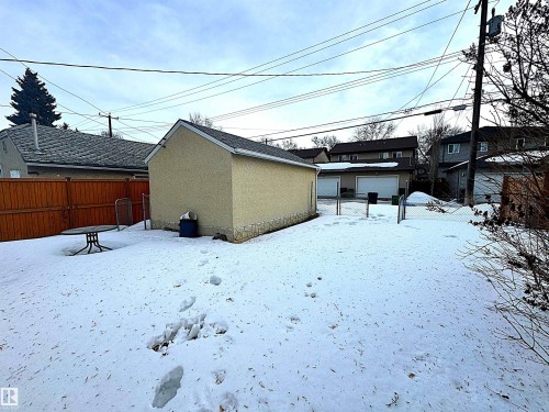 9015 91 Street, Edmonton, AB - Outdoor