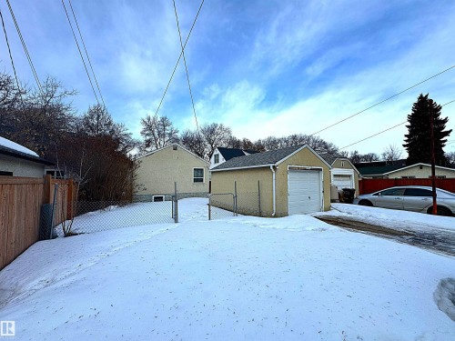 9015 91 Street, Edmonton, AB - Outdoor