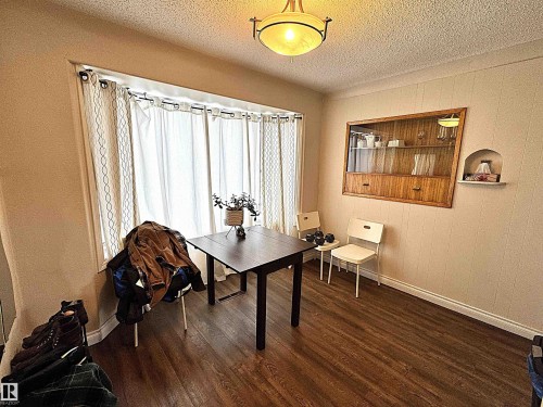 9015 91 Street, Edmonton, AB - Indoor