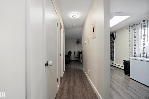 7 13460 Fort Rd, Edmonton, AB - Indoor Photo Showing Other Room