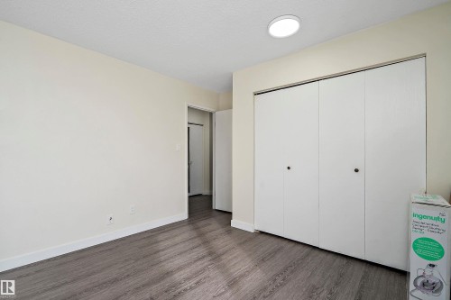 7 13460 Fort Rd, Edmonton, AB - Indoor Photo Showing Other Room