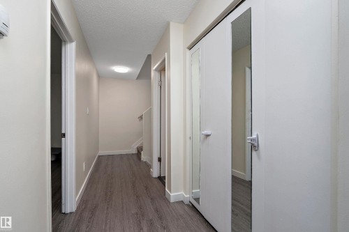 7 13460 Fort Rd, Edmonton, AB - Indoor Photo Showing Other Room