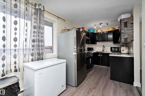 7 13460 Fort Rd, Edmonton, AB - Indoor