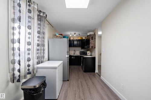 7 13460 Fort Rd, Edmonton, AB - Indoor Photo Showing Laundry Room