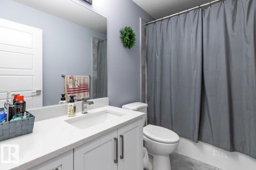 609 Black Stone Boulevard, Leduc, AB - Indoor Photo Showing Bathroom