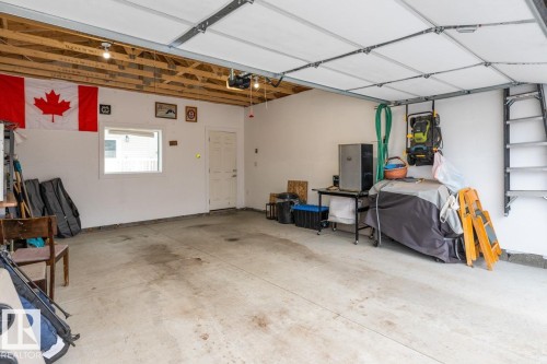609 Black Stone Boulevard, Leduc, AB - Indoor Photo Showing Garage