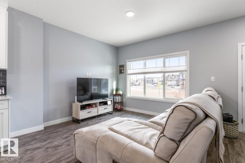 609 Black Stone Boulevard, Leduc, AB - Indoor Photo Showing Living Room