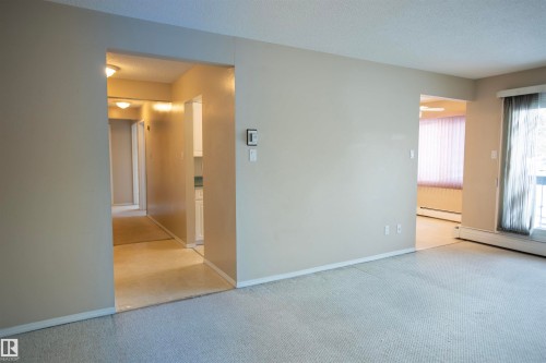 207 11465 41 Avenue, Edmonton, AB - Indoor Photo Showing Other Room