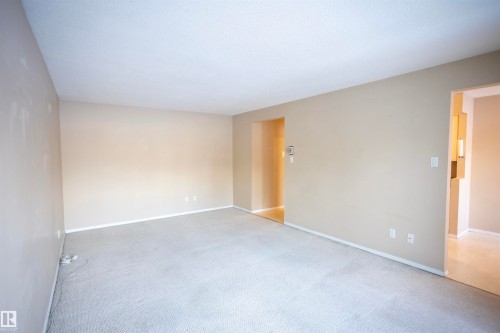 207 11465 41 Avenue, Edmonton, AB - Indoor Photo Showing Other Room