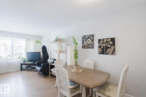 11611 145 Avenue, Edmonton, AB - Indoor Photo Showing Dining Room