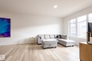 5016 Kinney Link, Edmonton, AB  - Indoor Photo Showing Living Room 