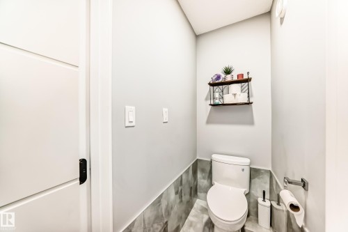 17920 59 Street, Edmonton, AB - Indoor