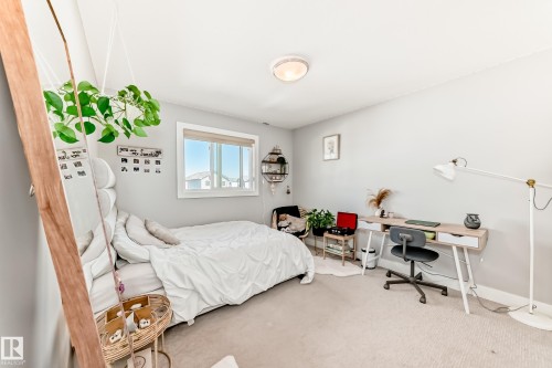 17920 59 Street, Edmonton, AB - Indoor Photo Showing Bedroom