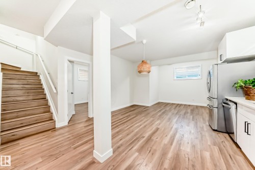 17920 59 Street, Edmonton, AB - Indoor