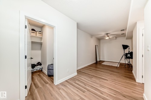 17920 59 Street, Edmonton, AB - Indoor Photo Showing Other Room