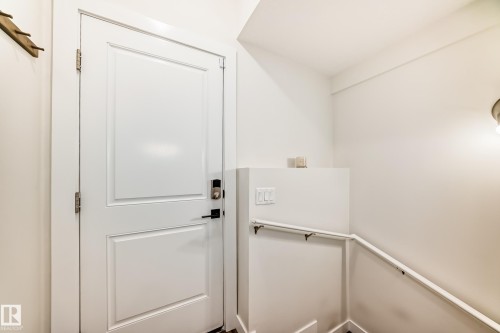 17920 59 Street, Edmonton, AB - Indoor Photo Showing Other Room