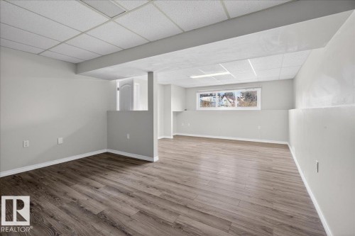 8 Erie Street S, Devon, AB - Indoor Photo Showing Other Room