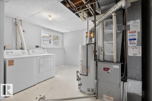 8 Erie Street S, Devon, AB - Indoor Photo Showing Laundry Room