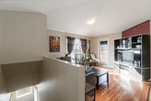 7 150 Edwards Drive, Edmonton, AB - Indoor Photo Showing Other Room