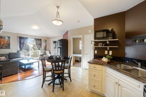 7 150 Edwards Drive, Edmonton, AB - Indoor