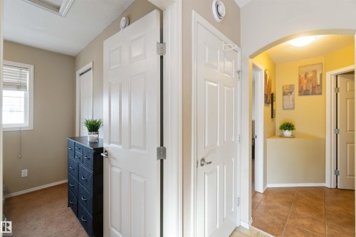 7 150 Edwards Drive, Edmonton, AB - Indoor Photo Showing Other Room